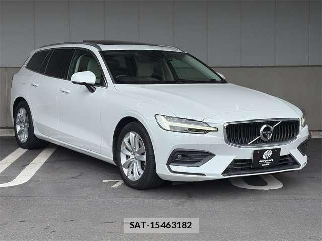 Volvo V60 2021-07 8247088-28