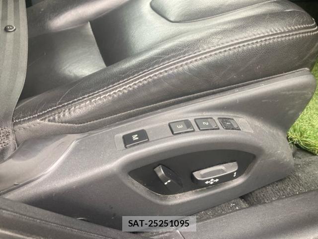 Volvo V60 2016-06 8247089-15