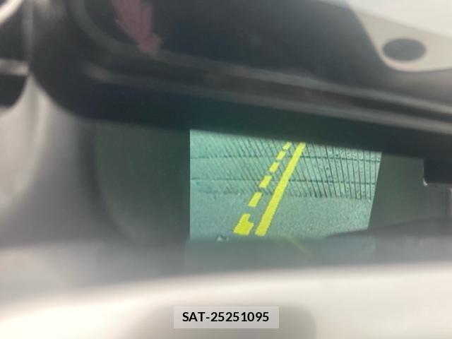 Volvo V60 2016-06 8247089-23