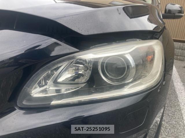 Volvo V60 2016-06 8247089-3