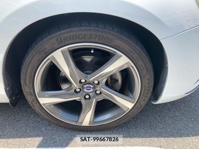 Volvo V60 2013-11 8337889-7