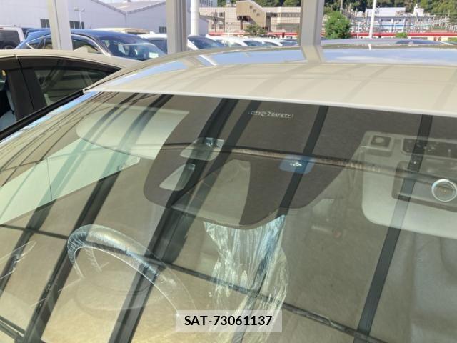 Volvo V60 2011-10 8338400-19