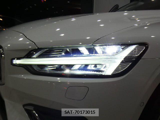 Volvo V60 2020-10 8338398-19