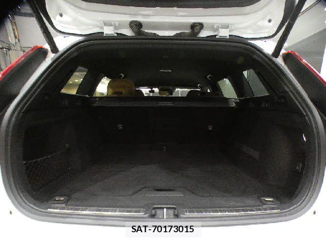 Volvo V60 2020-10 8338398-29