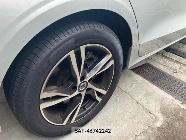 Volvo V60 2020-08 8338399-20