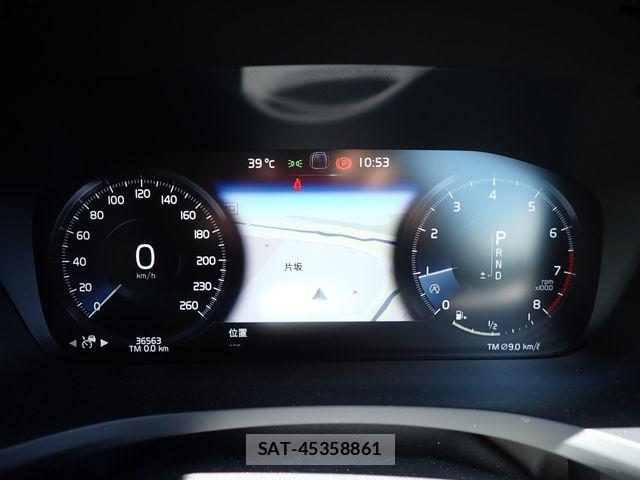 Volvo V60 2019-12 8338396-10