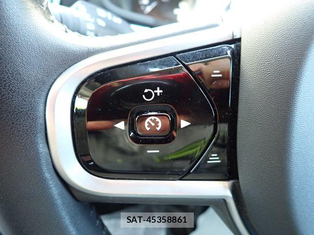 Volvo V60 2019-12 8338396-19