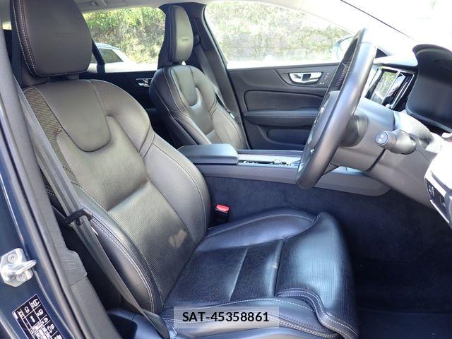Volvo V60 2019-12 8338396-21