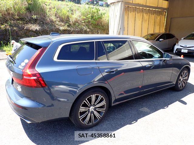 Volvo V60 2019-12 8338396-6