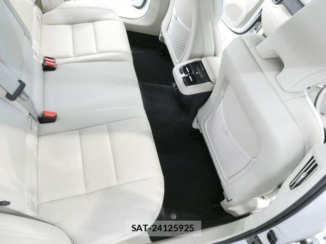 Volvo V60 2019-06 8338401-15