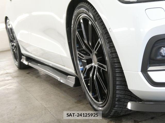 Volvo V60 2019-06 8338401-3