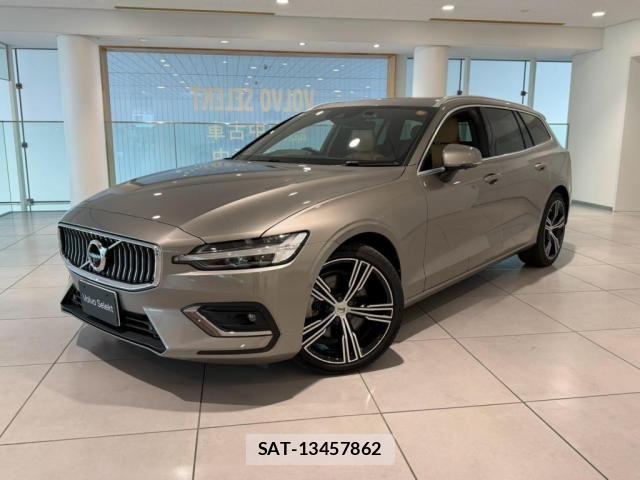 Volvo V60 2021-11 8353777-0