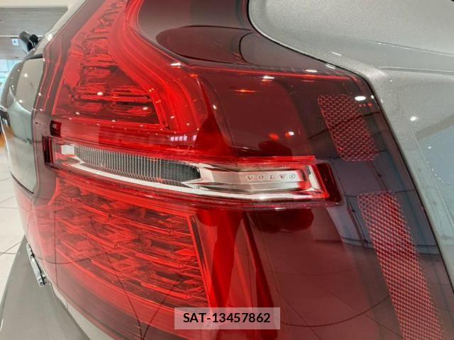 Volvo V60 2021-11 8353777-15