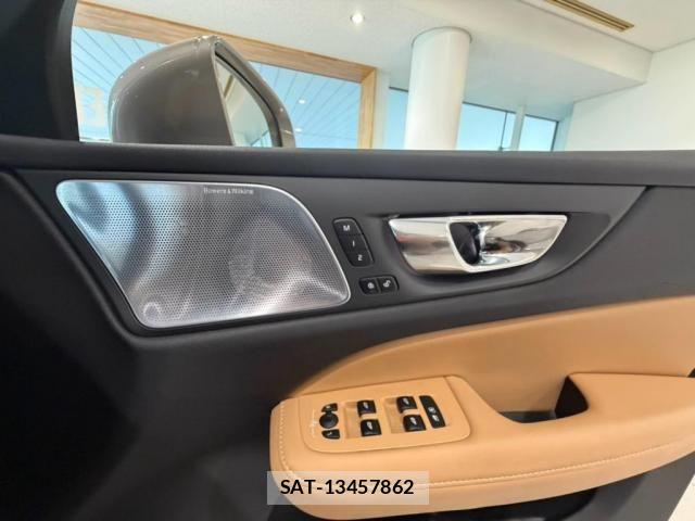 Volvo V60 2021-11 8353777-19