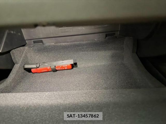 Volvo V60 2021-11 8353777-27