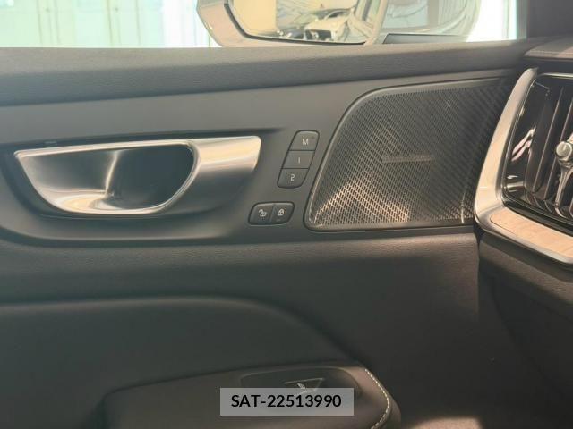 Volvo V60 2024-02 8353774-21