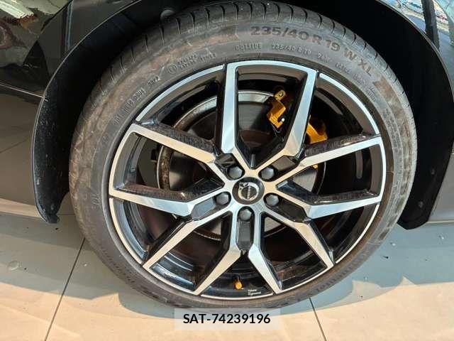 Volvo V60 2023-07 8369628-14
