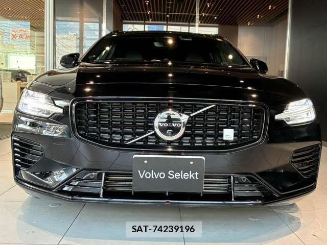Volvo V60 2023-07 8369628-1