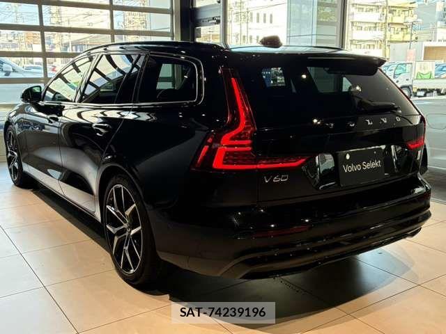 Volvo V60 2023-07 8369628-2
