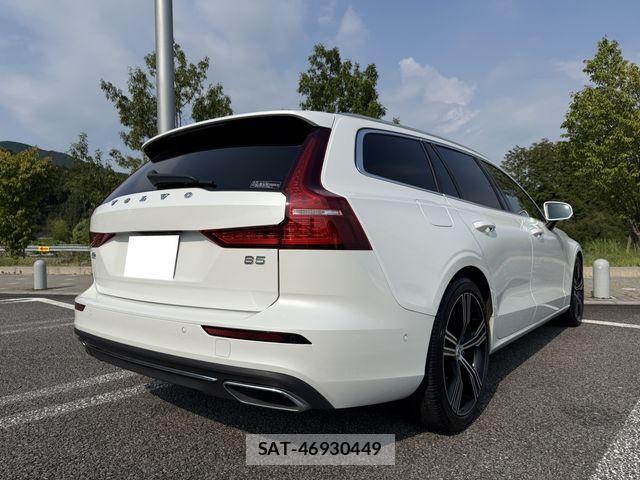 Volvo V60 2021-09 8369631-4