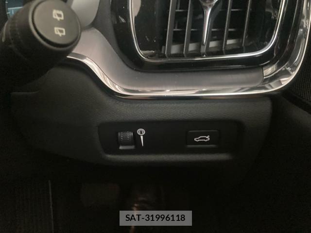 Volvo V60 2019-09 8369629-20