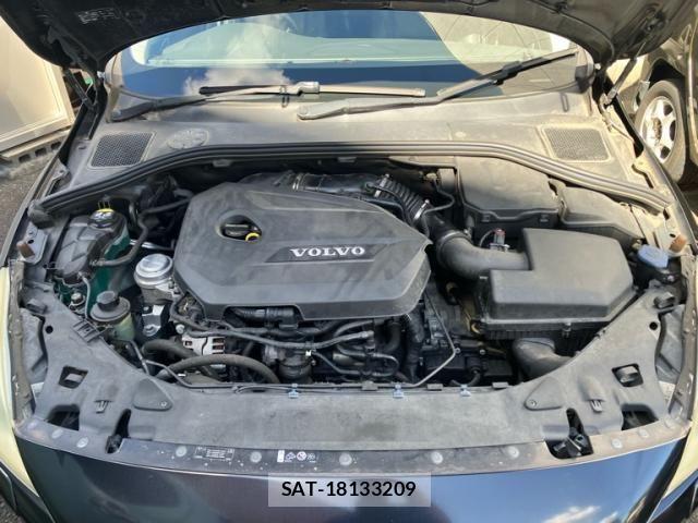 Volvo V60 2013-10 8369630-18