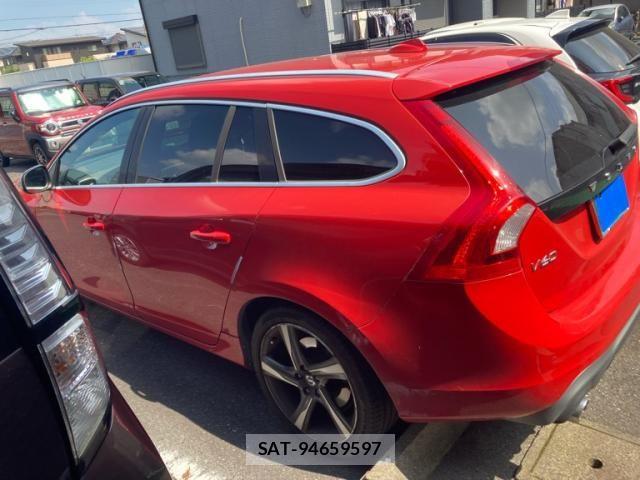 Volvo V60 2013-12 8372344-3