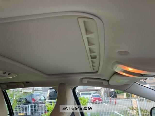 Volvo V60 2017-10 8372340-9