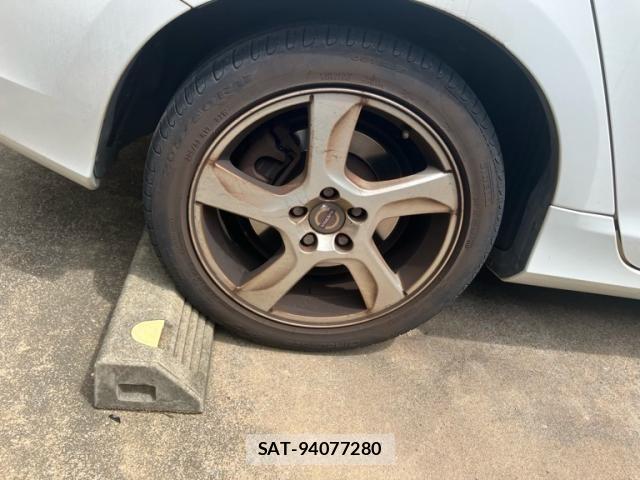 Volvo V60 2011-08 8372342-10