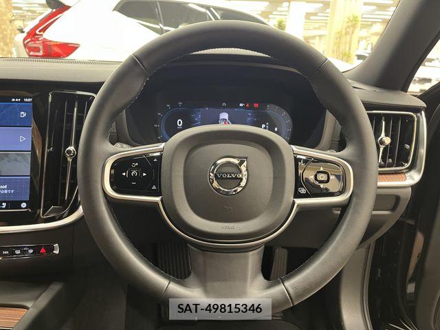 Volvo V60 2025-09 8415730-7
