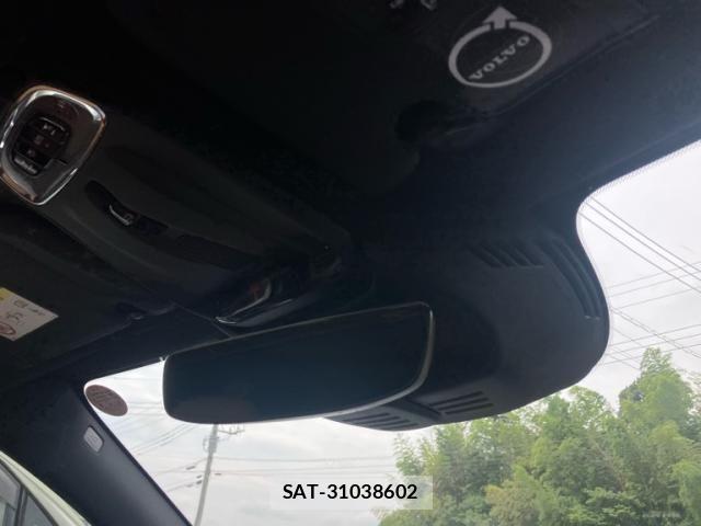 Volvo V60 2018-10 8410995-20