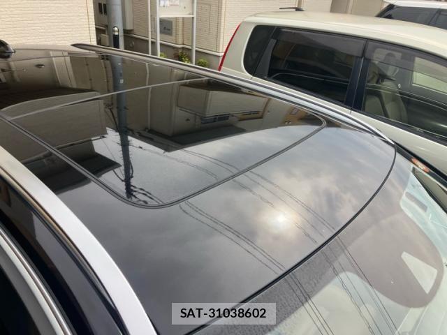 Volvo V60 2018-10 8410995-4