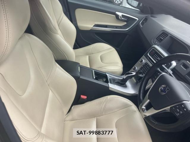 Volvo V60 2017-04 8410998-6