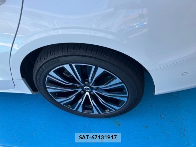 Volvo V60 2025-07 8439057-9