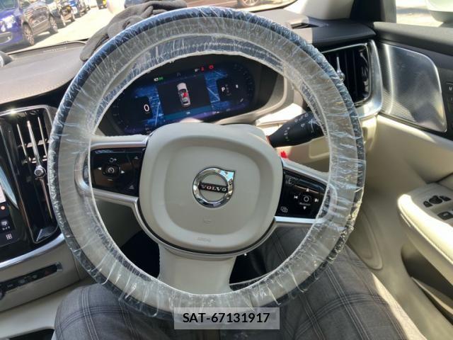Volvo V60 2025-07 8439057-12