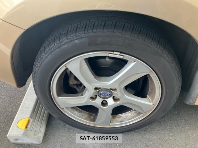 Volvo V60 2011-08 8486235-14