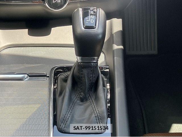 Volvo V60 2019-02 8486232-11