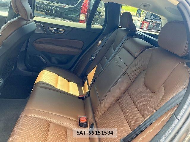 Volvo V60 2019-02 8486232-12