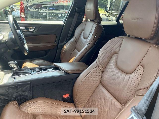 Volvo V60 2019-02 8486232-4