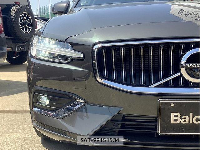 Volvo V60 2019-02 8486232-6