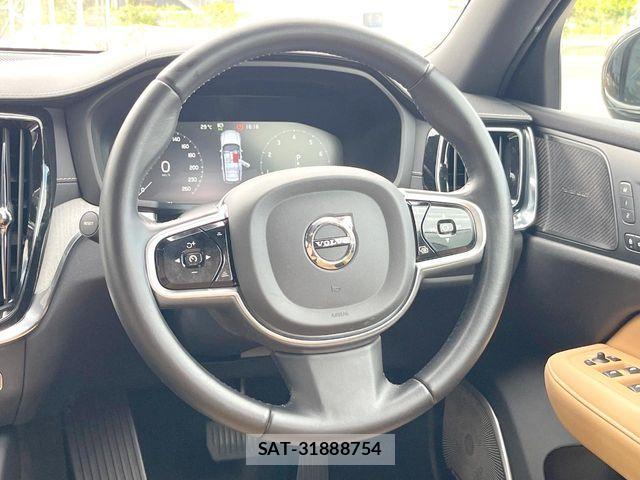 Volvo V60 2019-03 8528084-11