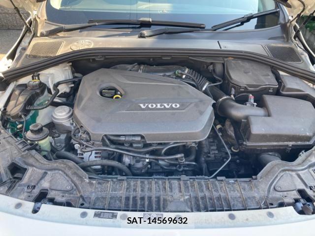 Volvo V60 2014-01 8563994-12
