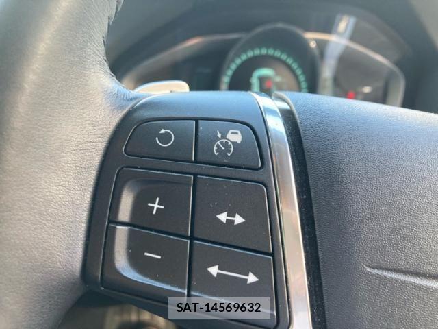 Volvo V60 2014-01 8563994-18