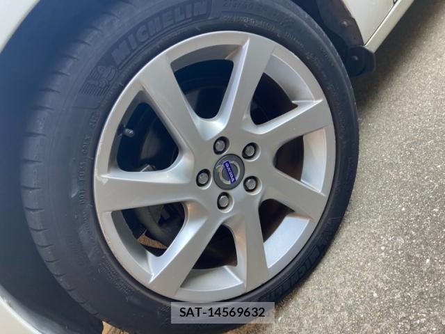 Volvo V60 2014-01 8563994-5