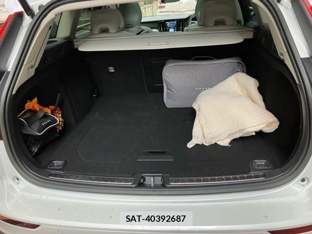 Volvo V60 2023-05 8563993-16