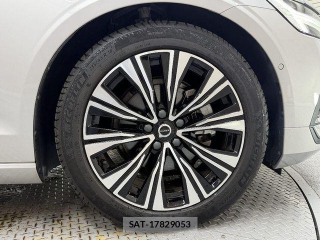 Volvo V60 2023-06 8563995-19