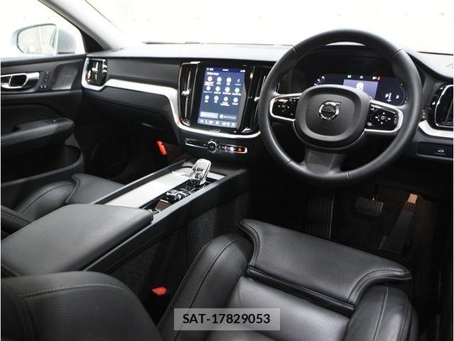 Volvo V60 2023-06 8563995-20