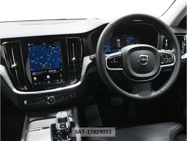 Volvo V60 2023-06 8563995-21