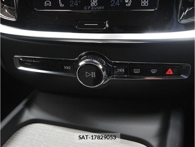 Volvo V60 2023-06 8563995-28