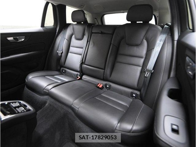 Volvo V60 2023-06 8563995-5